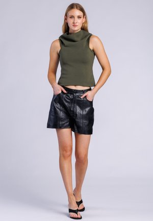 Freaky Nation, LOVE CUT - Shortsit - black