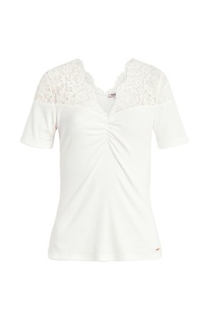 T-shirt blanc à manches courtes, avec un col en dentelle et des détails froncés à l'avant, fabriqué en tissu doux et texturé.