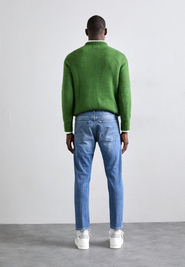 DIAN - Jeans Tapered Fit2