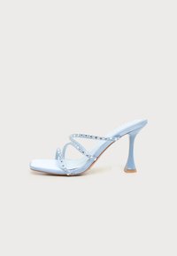 Επιλέχθηκε, blue satin/gems