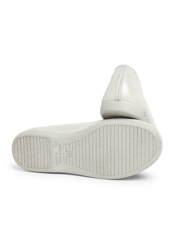 ESTILO BALLET CON ACABADO BRILLO – Klassischer Ballerina – plata
