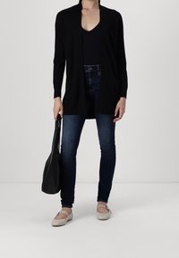 GAP Strickjacke - black