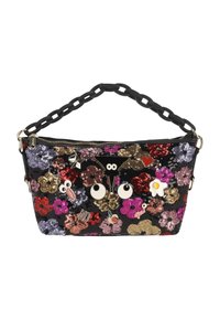 Sac noir à sequins avec des motifs floraux multicolores, une bandoulière chaîne réglable et diverses décorations comme des pins et des patchs.