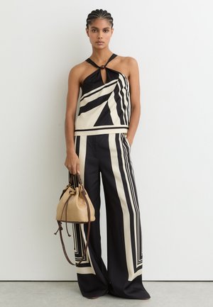 Reiss, EVIE RAFFIA-EFFECT DRAWCORD - Bolso de mano - natural