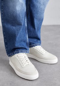 MONDO SQUASH  - Trainers - white