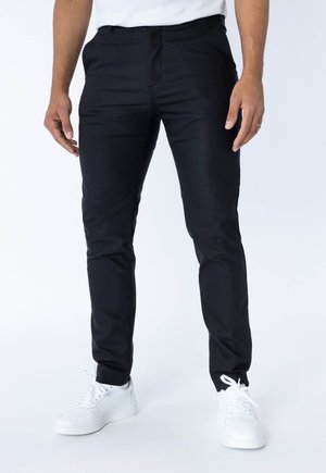 RUSSELL - Chinos - black