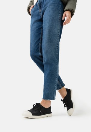 Natural World Chaussons - noir