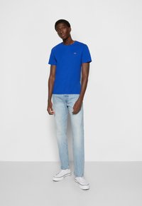 Levi's® ORIGINAL HOUSEMARK TEE - T-shirt básica - surf blue
