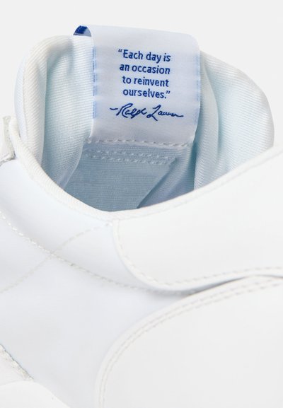Polo Ralph Lauren TRAIN 89 LEATHER PANELED SNEAKER UNISEX - Sapatilhas - white/royal