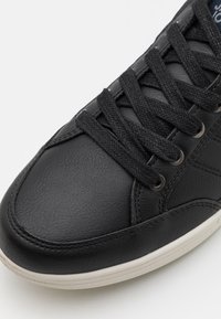 Jack & Jones JFWBRADFIELD - Sneakers laag - anthracite