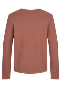 Langarmshirt in staubigem Rosé, strukturiertem Strickstoff, runder Ausschnitt und geradem Saum. Keine sichtbare Hardware oder ausgeprägte Muster.
