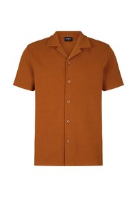 Camicetta marrone a maniche corte con colletto a camicia, realizzata in tessuto testurizzato, visualizzata frontalmente su uno sfondo bianco.