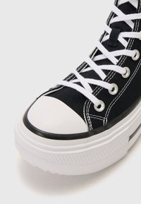 Thumbnail-Bild 6