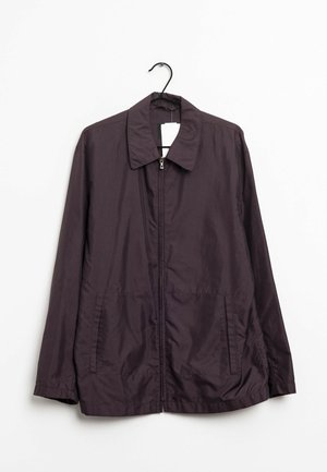 BOSS Cortaviento - purple