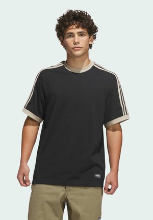 adidas Originals, ADIDAS ORIGINALS SKATEBOARDING RINGER TEE - Camiseta estampada - black khaki three