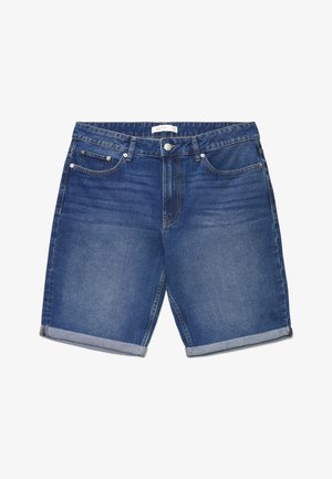 Pantaloncini di denim blu con orli risvoltati, bottone e cerniera frontali, passanti per cintura e design a cinque tasche.