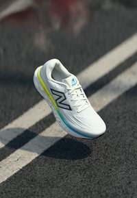 Non sélectionné, white/black/altitude