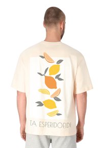 Spitzbub ESPERIDOEIDI  - T-shirt print - beige