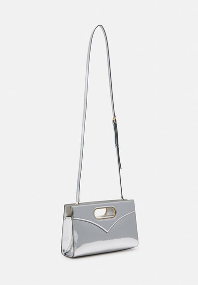 MCM CROSSBODY - Taška cez plece - silver-coloured