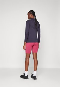 ICANIWILL DEFINE SEAMLESS BIKER SHORTS - Tajice - dark pink
