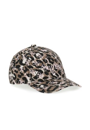 Casquette de baseball à imprimé léopard marron et noir avec des logos et monogrammes Guess blancs répartis sur tout le tissu.