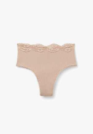 Tanga hipster de encaje beige con borde, que presenta textura acanalada, bordes ondulados y un detalle fino a lo largo de la cinturilla y las aberturas de las piernas.