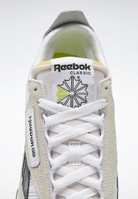 Reebok Classic CLASSIC LEGACY UNISEX - Sapatilhas - ftwr white/core black/acid yellow