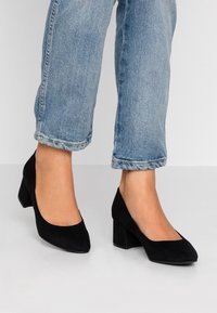 Call it Spring Avokkaat - black