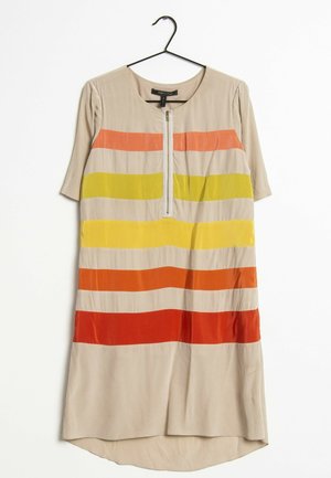 BCBGMAXAZRIA Hverdagskjole - beige