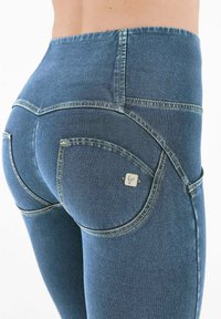 Freddy Vaqueros pitillo - blu medio jeans  blue seams