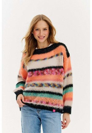 - Sweter