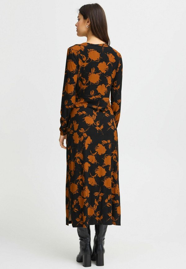 FRALANA - Jumper dress - cathay spice aop ma c2