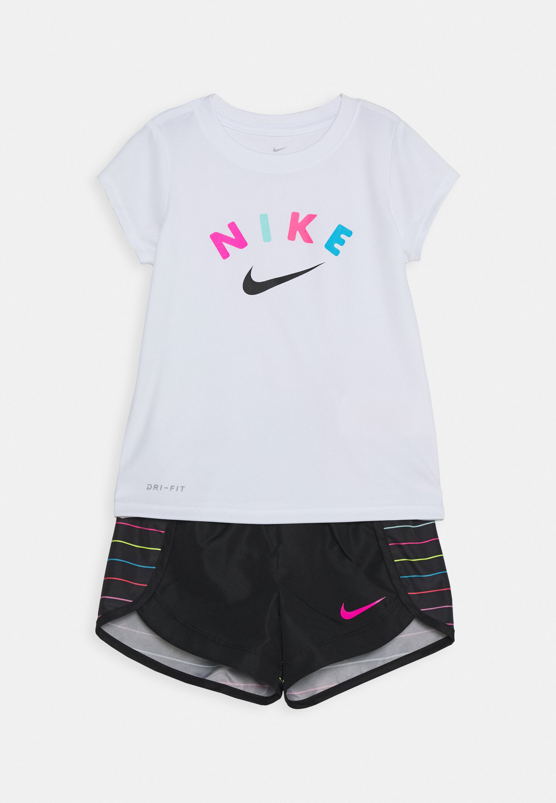 Nike Sportswear GIRLS SHORT SET - Shorts - black/Zwart - Zalando.nl