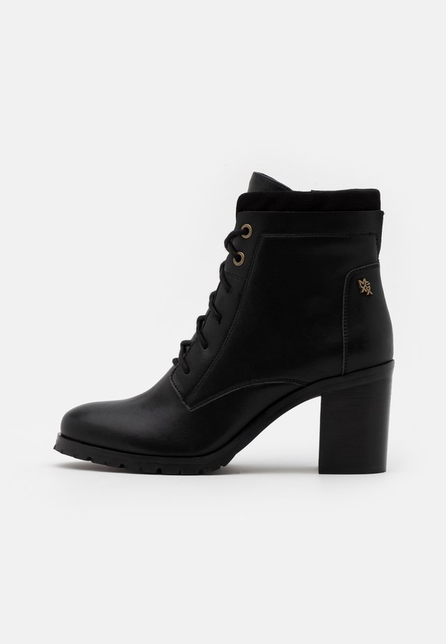 FELIPA - Snörstövletter - black