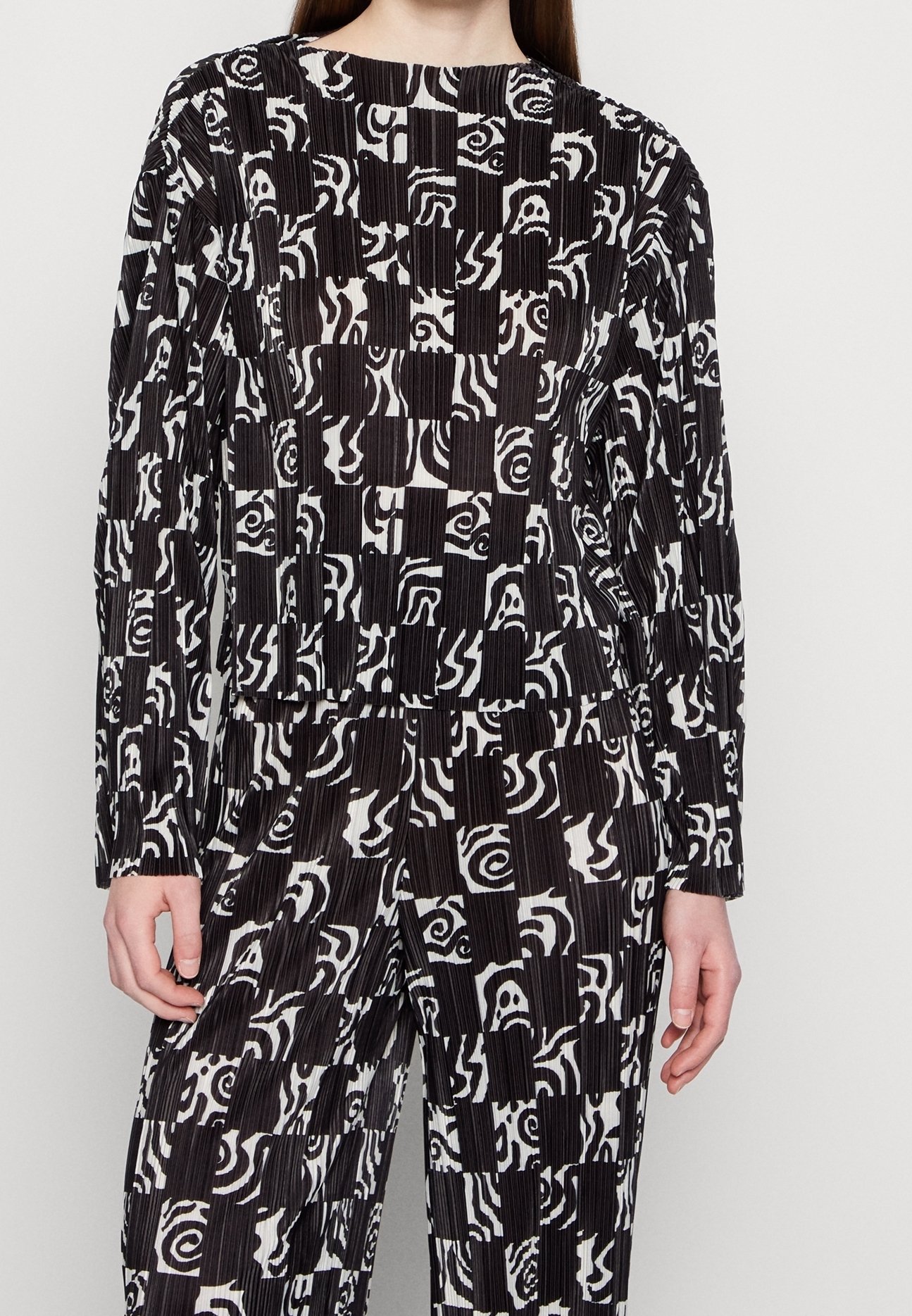 Haut Blouse Femme Autre Ton Motifs Graphiques Gris Noir Blanc - Taille 38, Occasion Très Bon état