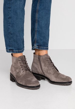 Kotníková obuv - brown