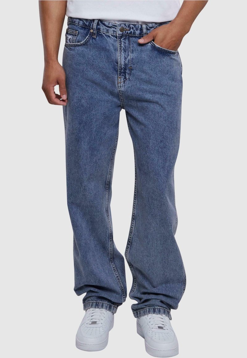 Karl Kani - KMI-PL051-091-11 KK SMALL SIGNATURE BAGGY FIVE POCKET - Jeans straight leg - vintage indigo, Förstora