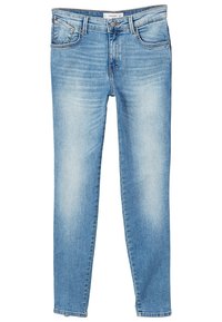 Jeans de mezclilla azul claro, ajustados y de corte slim. Presentan cinco bolsillos, un cierre con cremallera y un lavado desgastado con sutiles marcas de desgaste en la parte frontal.