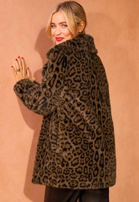 Love & Roses Zimski kaput - brown animal
