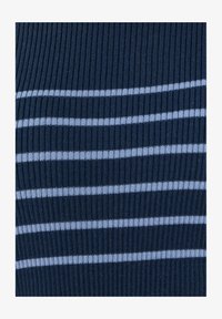 Non sélectionné, bleu rayé