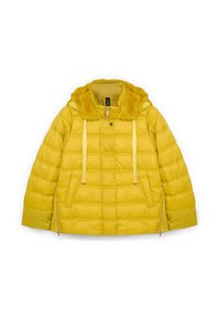 Žlutá polstrovaná bunda s měkkou kapucí z umělé kožešiny, bočními kapsami na zip a šňůrkami. Má široký střih a prošívanou texturu.