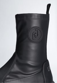 LIU JO Botines de cuña - black