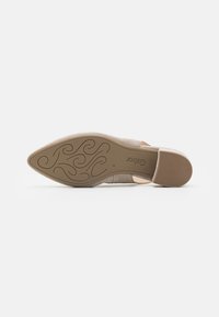 Gabor Pumps - beige