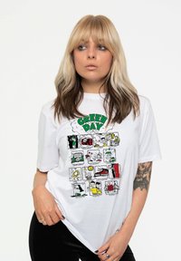 Paradiso Clothing GREEN DAY DOOKIE HALL OF FAME UNISEX - Print T-shirt - white