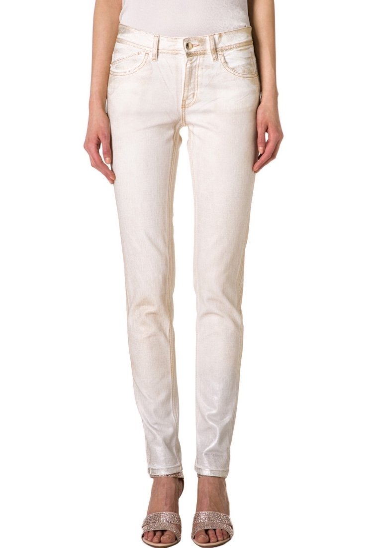 Ljust färgade denimjeans med en figurnära design, fem-fickors stil och subtila urtvättade detaljer. De har en knappstängning och bälteshällor.