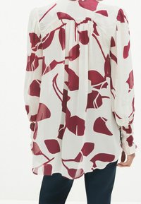 Next Tunikaer - white