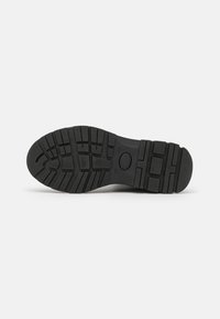 Pavement ELORA - Botas de tornozelo com plataforma - green