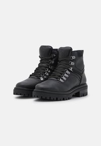 Tamaris Snowboot/Winterstiefel - black