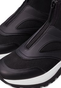 Calvin Klein RUNNER SOCK BOOT ZIP  - Μποτάκια πλατφόρμα - black