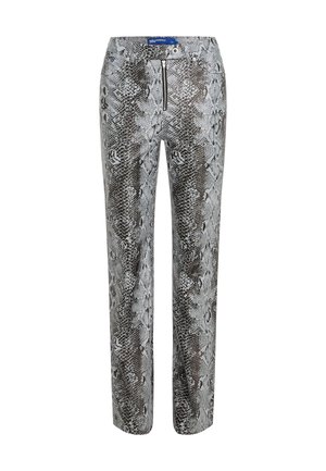 Pantalons à motif peau de serpent en noir et gris, avec une coupe droite, une fermeture éclair sur le devant et des accents métalliques à la taille.